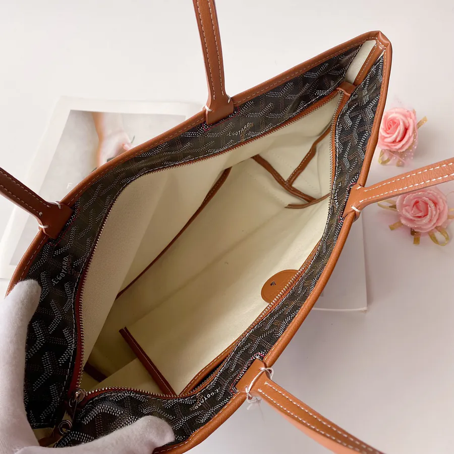 Artois Mini Zip Bucket Bag