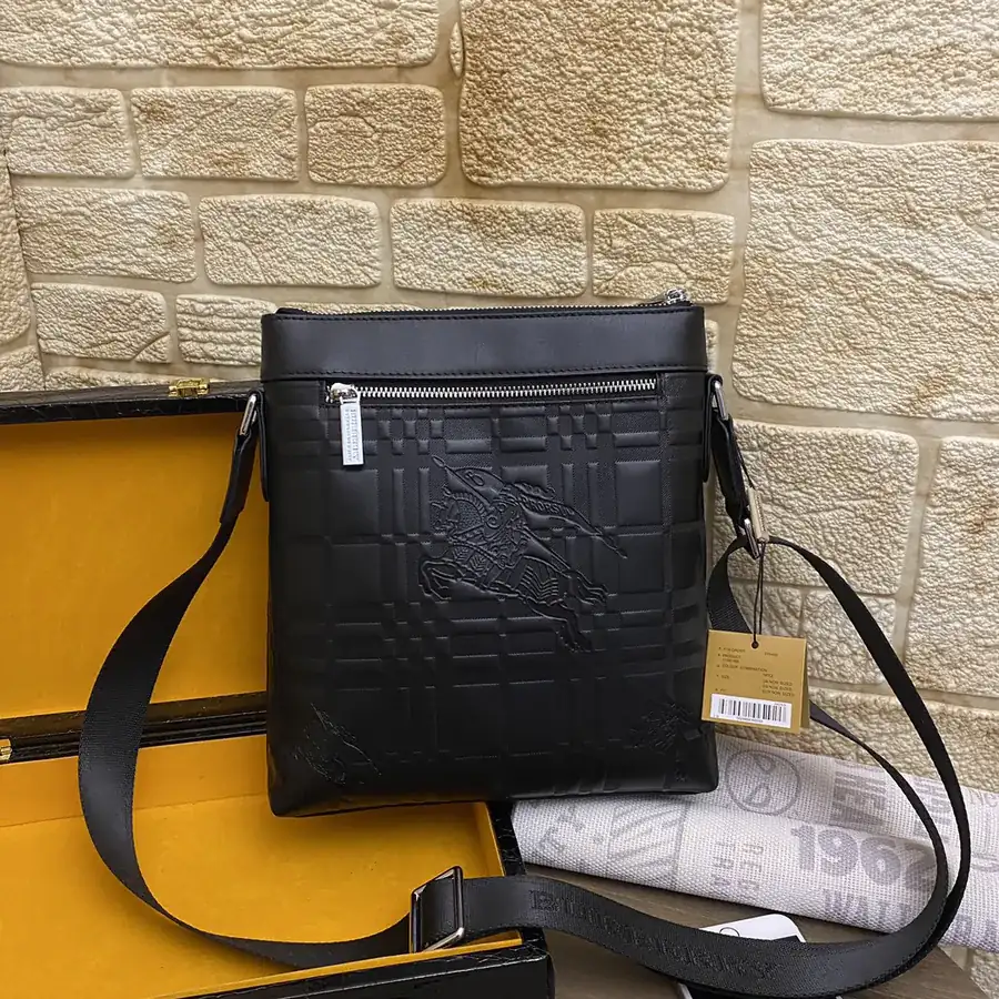 BURBERRY New Shoulder Bag with Grained Calfskin