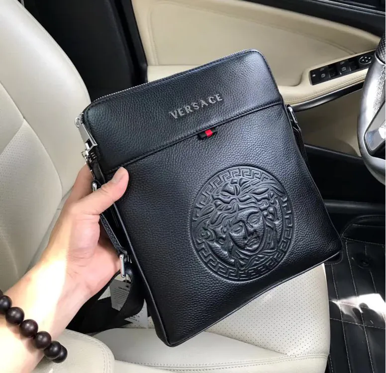 GIANNI Men's Bold Crossbody Bag