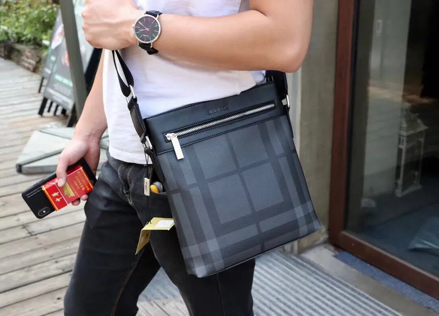Burberry Exclusive New Handbag Large Size