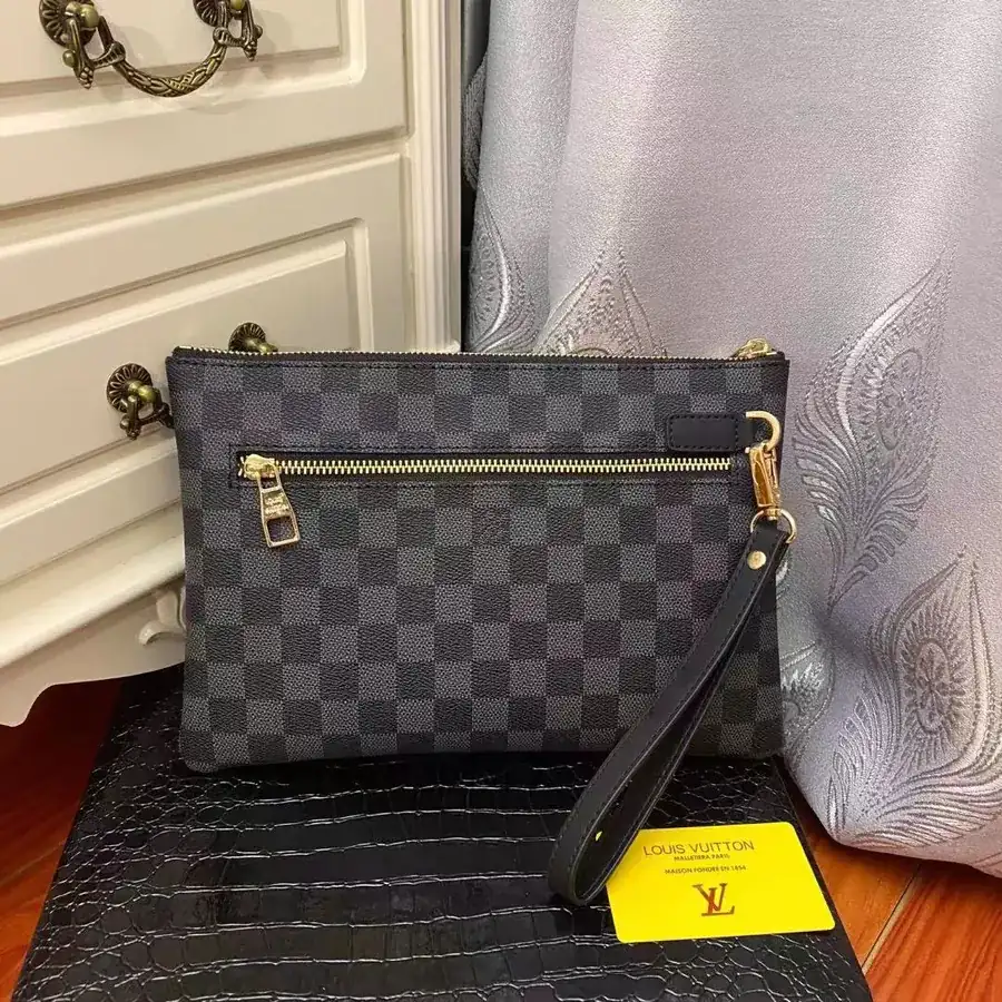 Chanel 33242 1 Black Grained Calfskin Bucket Bag