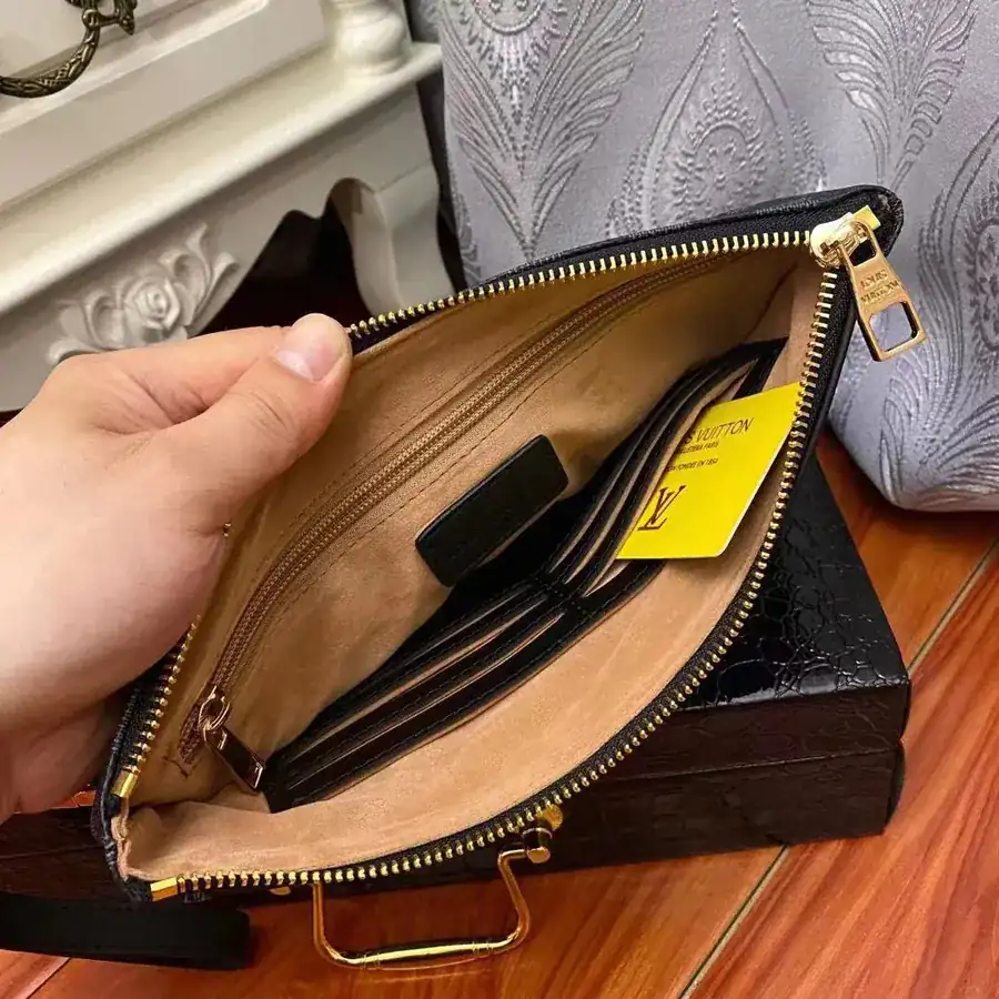 Chanel 33242 1 Black Grained Calfskin Bucket Bag