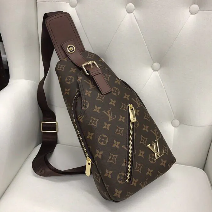 V Style Chest Bag in Black Grained Calfskin