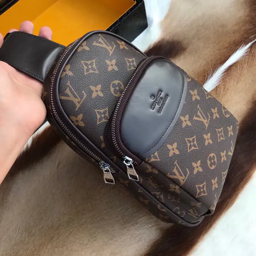V Style Italian New Bucket Bag