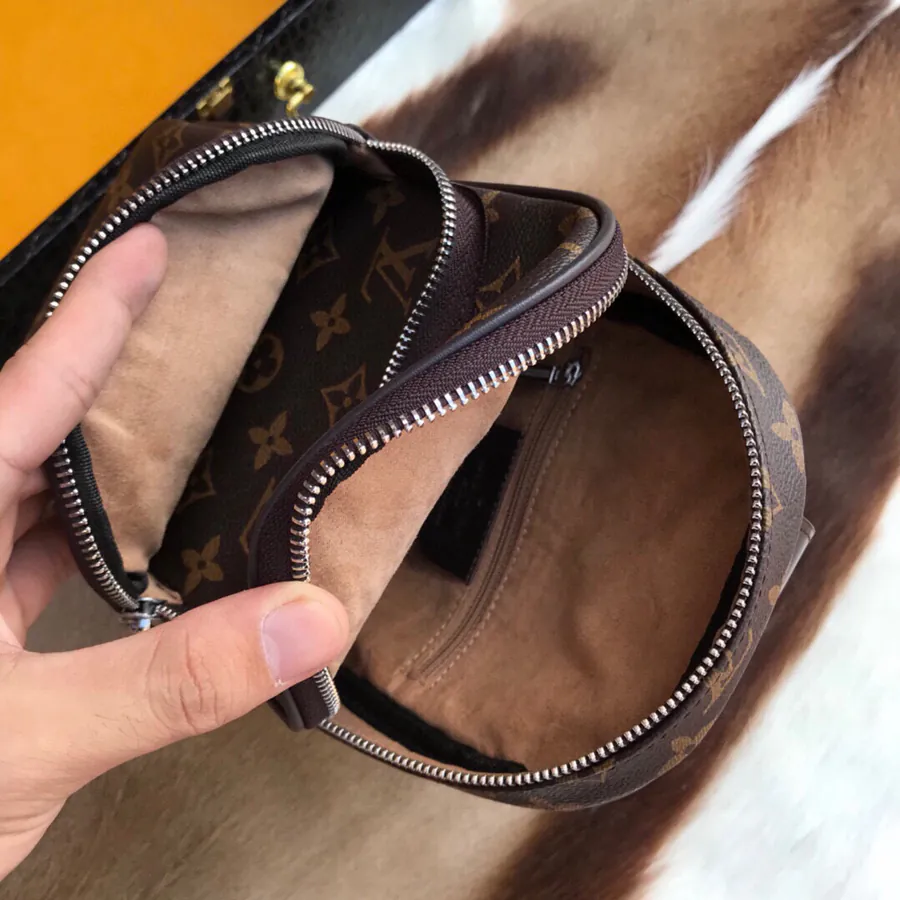 V Style Italian New Bucket Bag