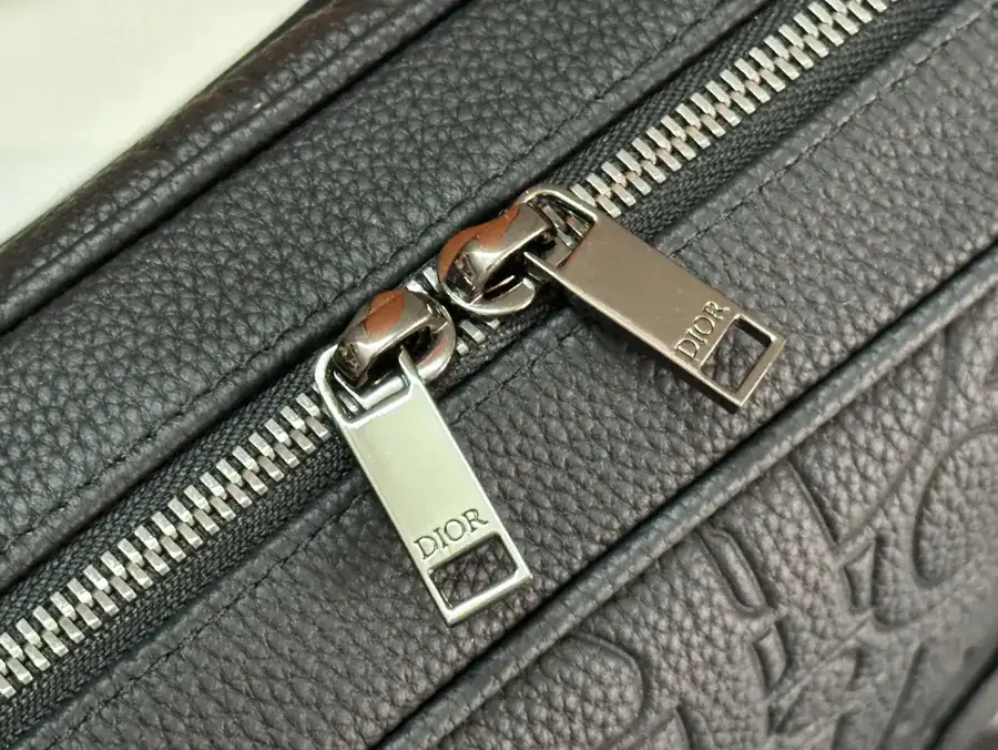 Dior 2024 Autumn Collection Bucket Bag Black CD Diamond Pattern