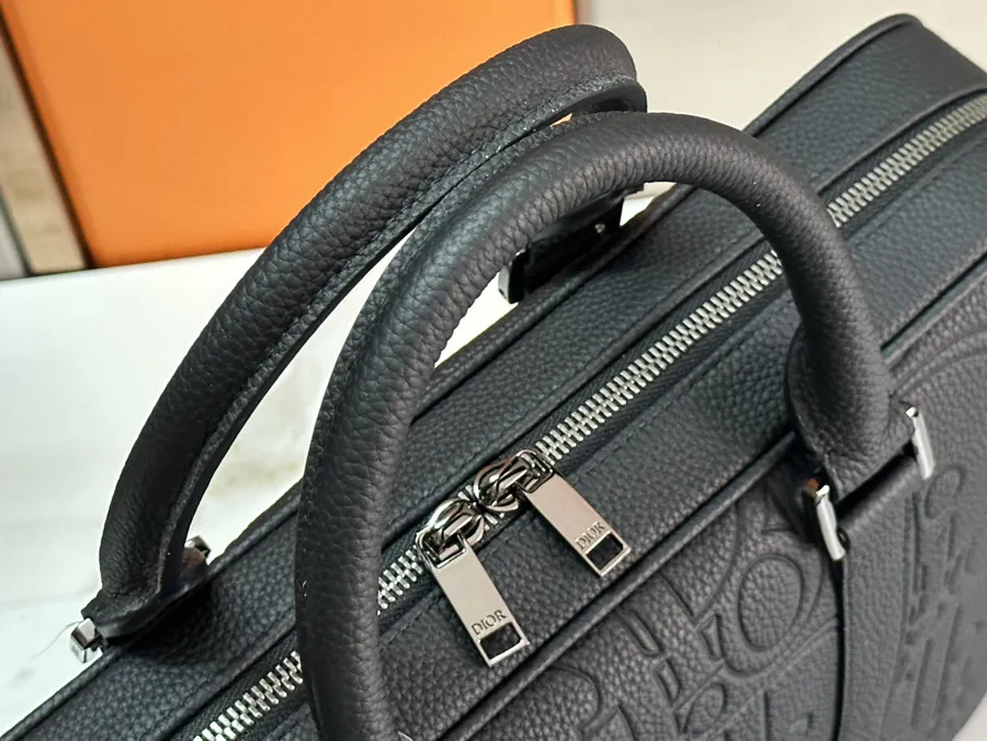 Dior 2024 Autumn Collection Bucket Bag Black CD Diamond Pattern