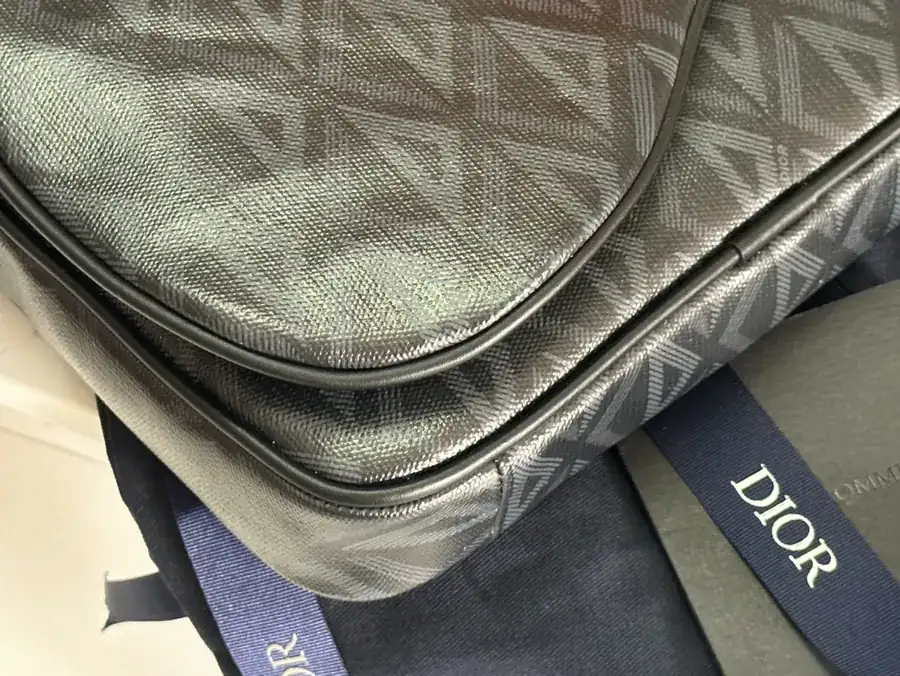 Marc Bohan Diamond Pattern Satchel Set