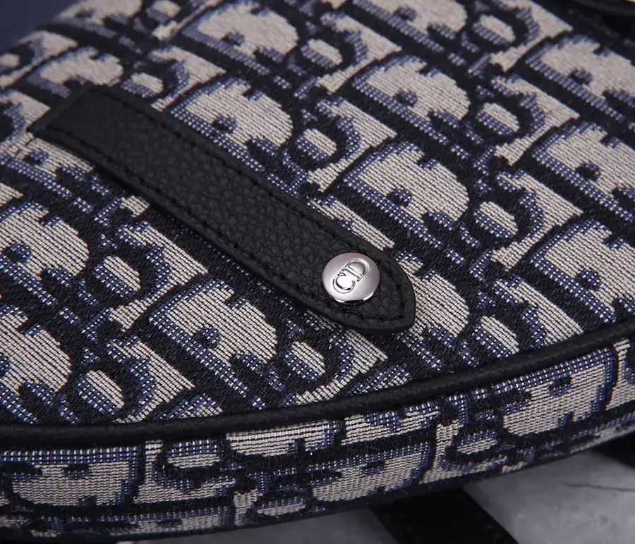 Top Original P370 Satchel Black Grained Calfskin