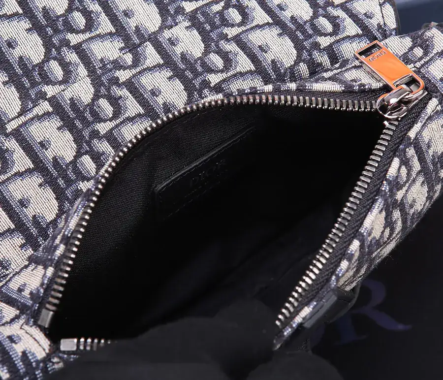 Top Original P370 Satchel Black Grained Calfskin
