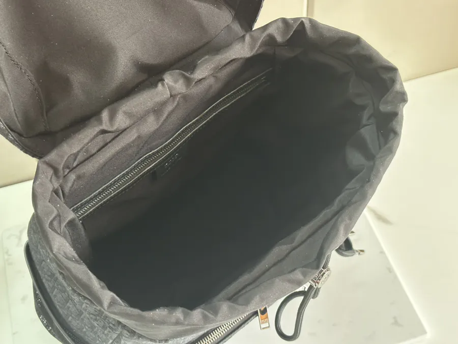 Dior 8 Bucket Bag 2024 Summer Collection