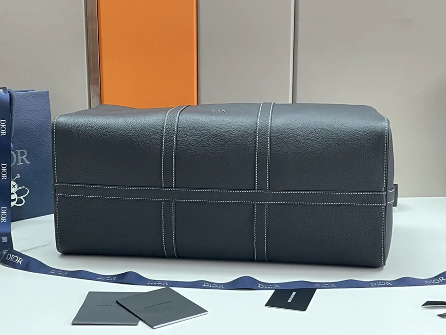 Dio Lingot 50 Handbag Season New, Elegant and Practical