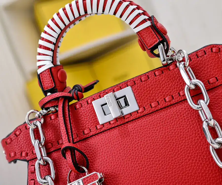 Upgraded Peekaboo Iseeu Compact Handbag