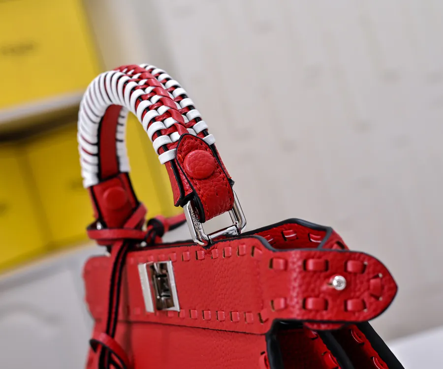 Upgraded Peekaboo Iseeu Compact Handbag