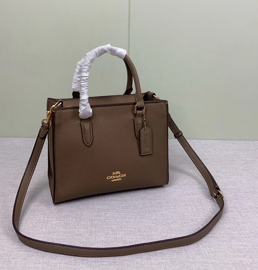 Maggie Bucket Bag Timeless Classic Handbag