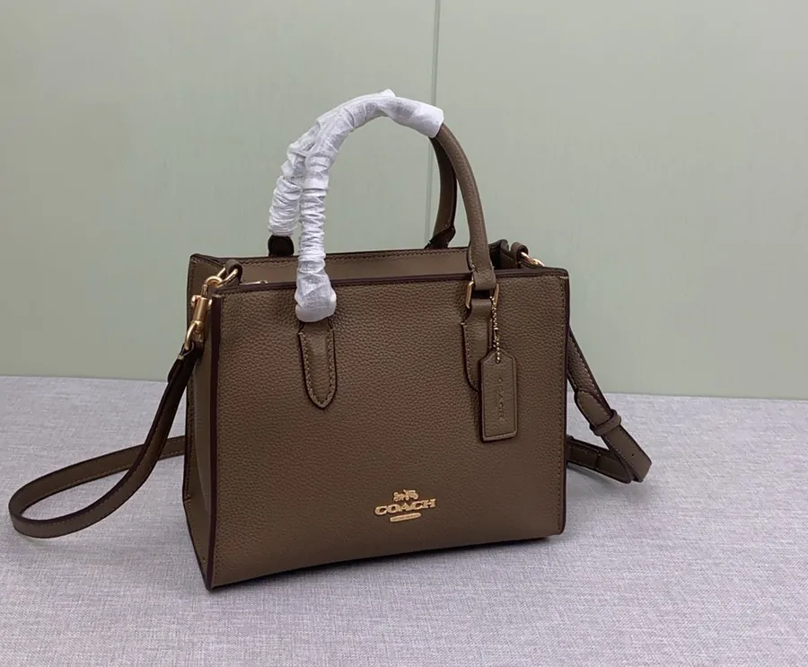 Maggie Bucket Bag Timeless Classic Handbag