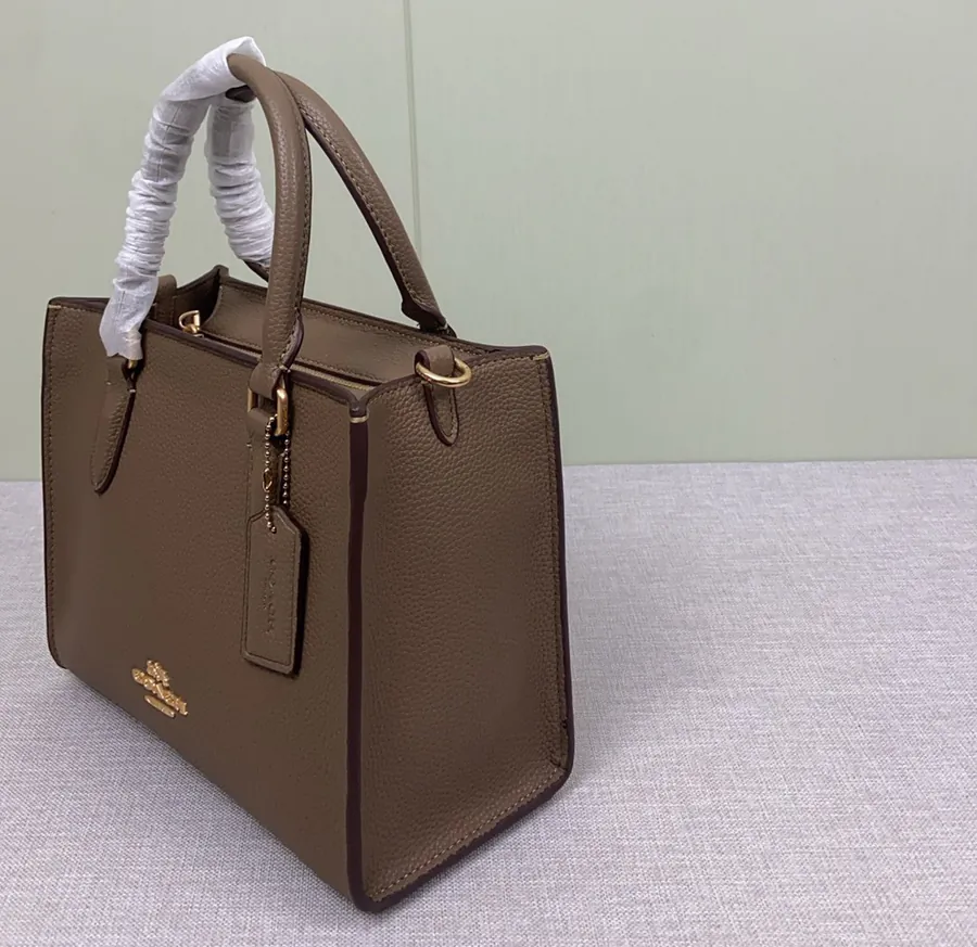 Maggie Bucket Bag Timeless Classic Handbag