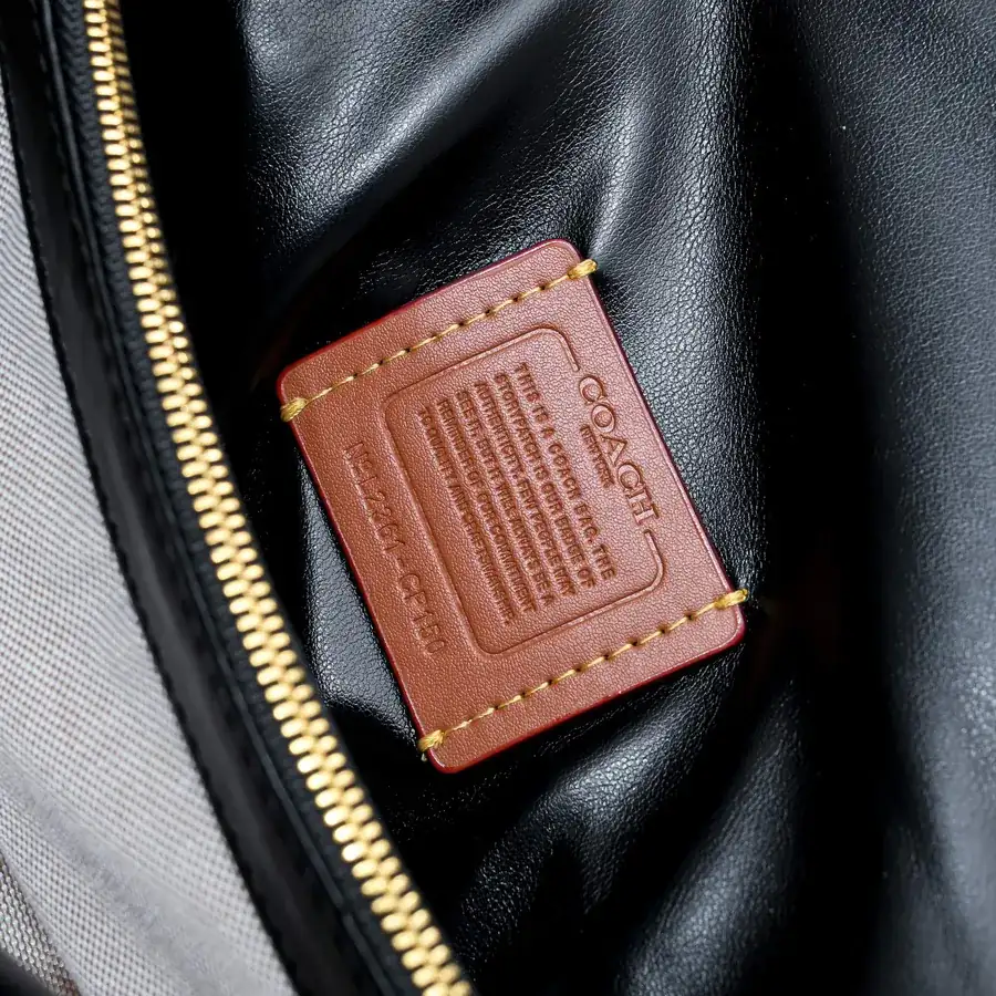 Chanel Quilted Tabby 26