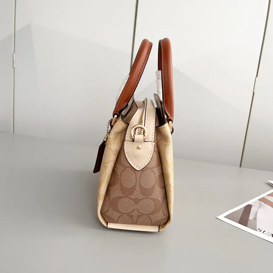 Darcie Mini Handbag P300 C Family