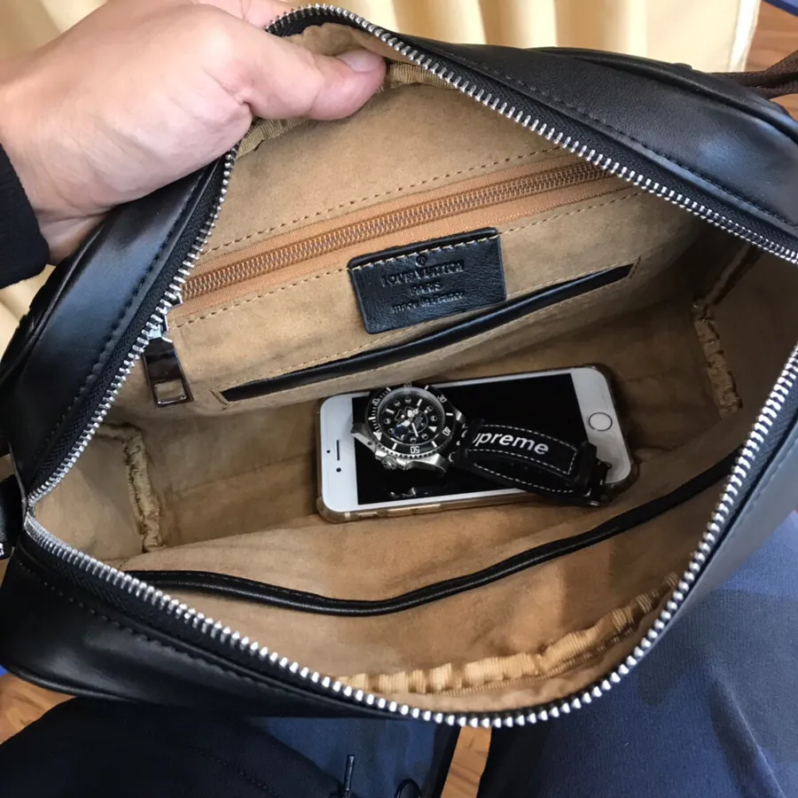 2023 New Arrival Luxury Leather Crossbody Bag with Brand Logo