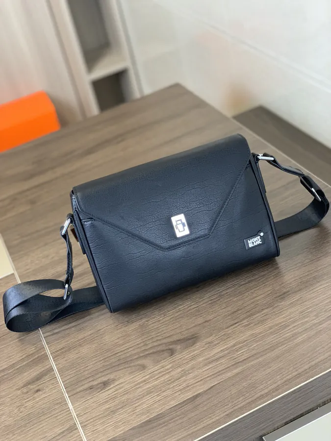 MONTBLANC 2023 Premium Bucket Bag Black