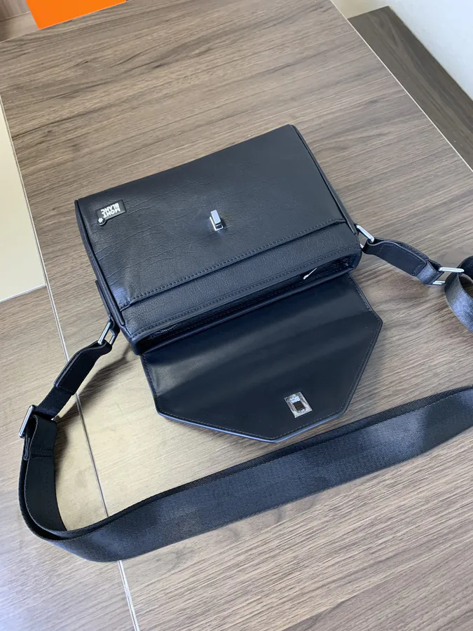 MONTBLANC 2023 Premium Bucket Bag Black