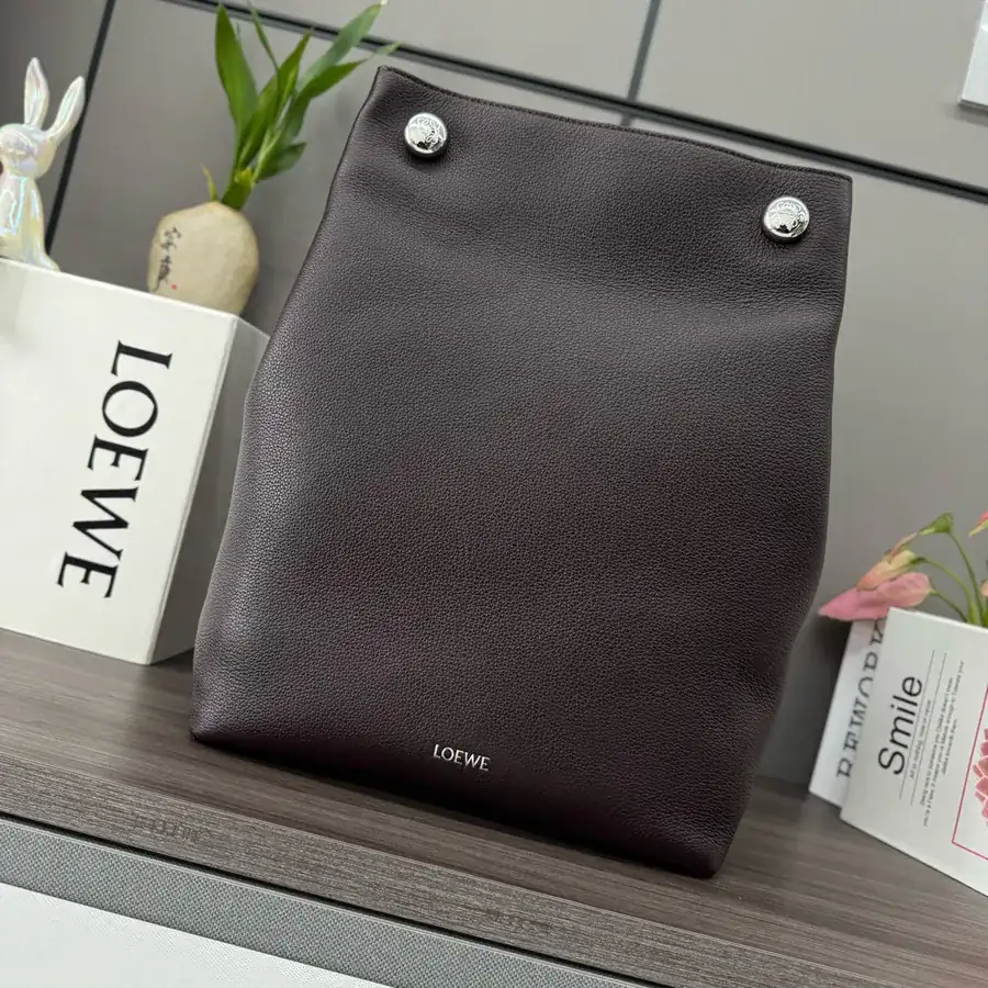 LOEWÉ Pebble Hobo Minimalist Vertical Tote