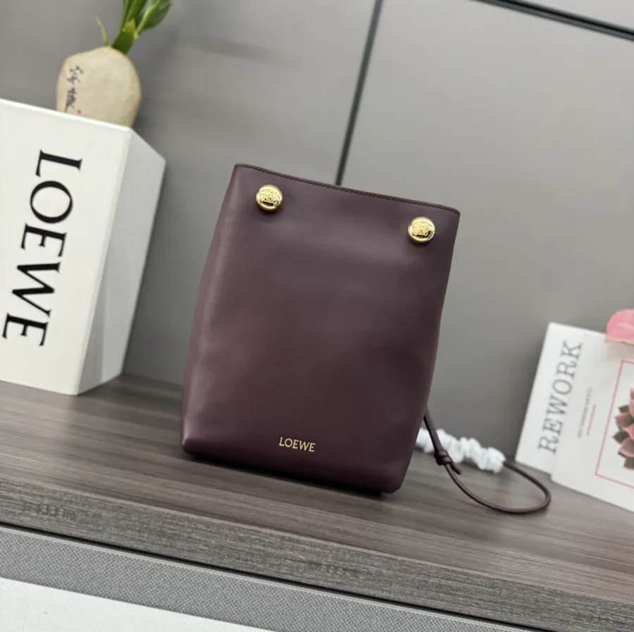 LOEWÉ Smooth Calfskin Pebble Bag