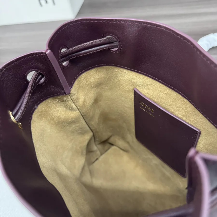 LOEWÉ Smooth Calfskin Pebble Bag