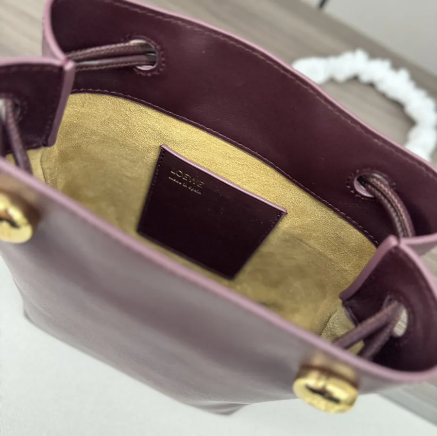 LOEWÉ Smooth Calfskin Pebble Bag