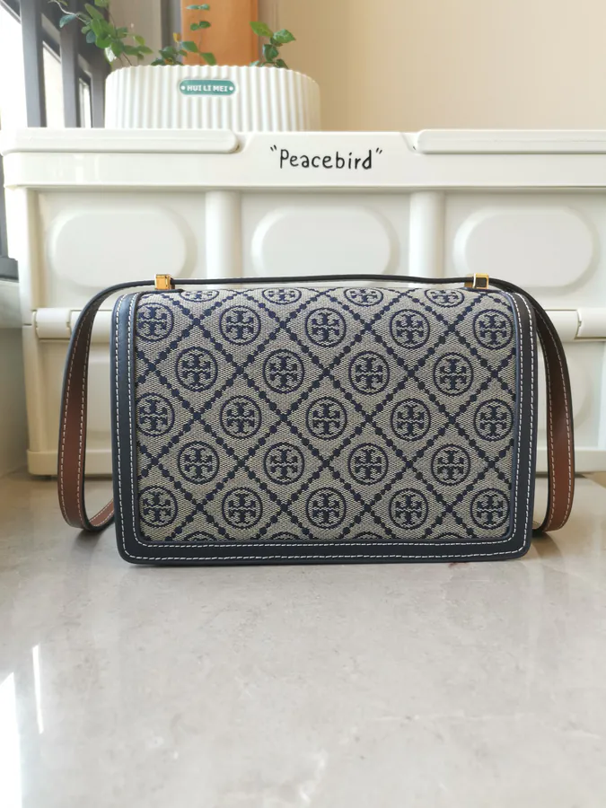 T MONOGRAM Windbag