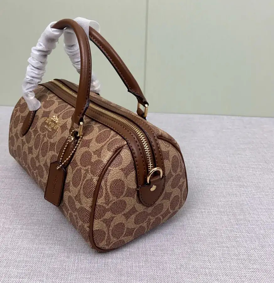 Coach Boston Bag Medium Size
