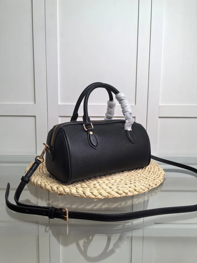 Coach Boston CV964 Medium Stylish Commute Bag