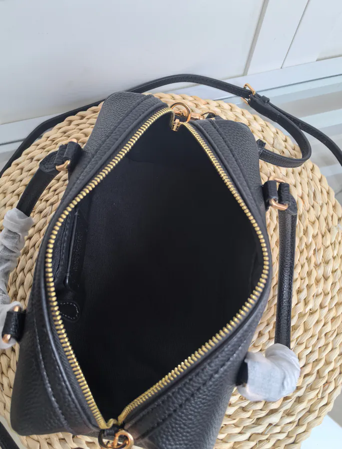 Coach Boston CV964 Medium Stylish Commute Bag