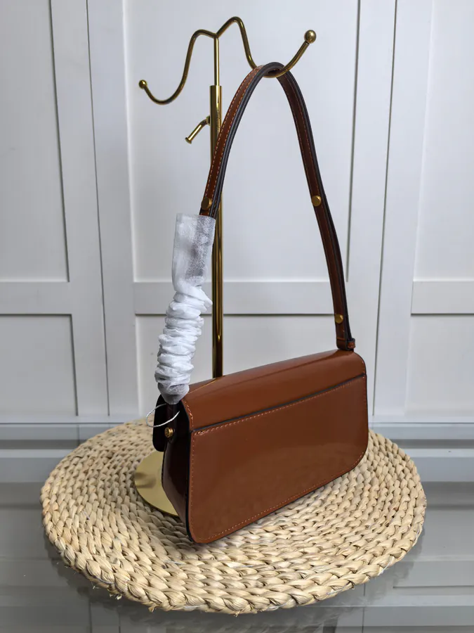 TB Robinsson Flip Top Shoulder Bag for Women
