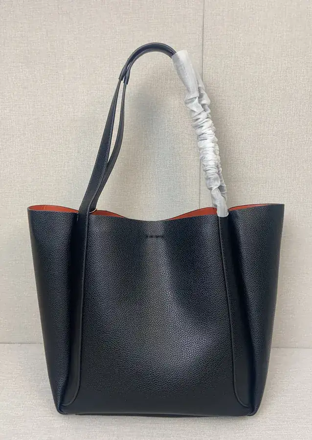 Coach Hadley Bucket Bag in Grained Calfskin