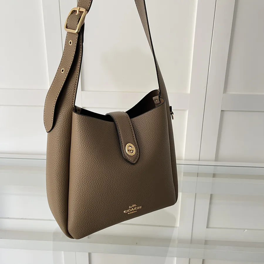 Coach Hadley Hobo Bag 10 Month New