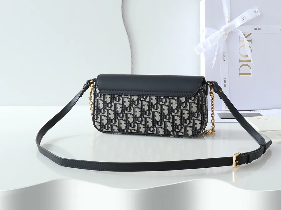 30 Montaigne Avenue East West Mini Chain Crossbody Bag