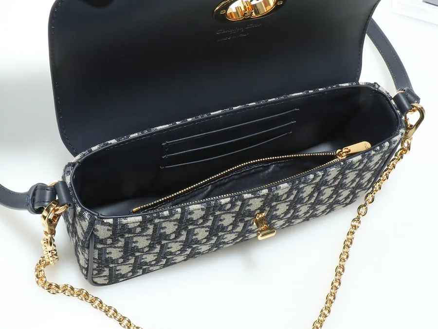 30 Montaigne Avenue East West Mini Chain Crossbody Bag