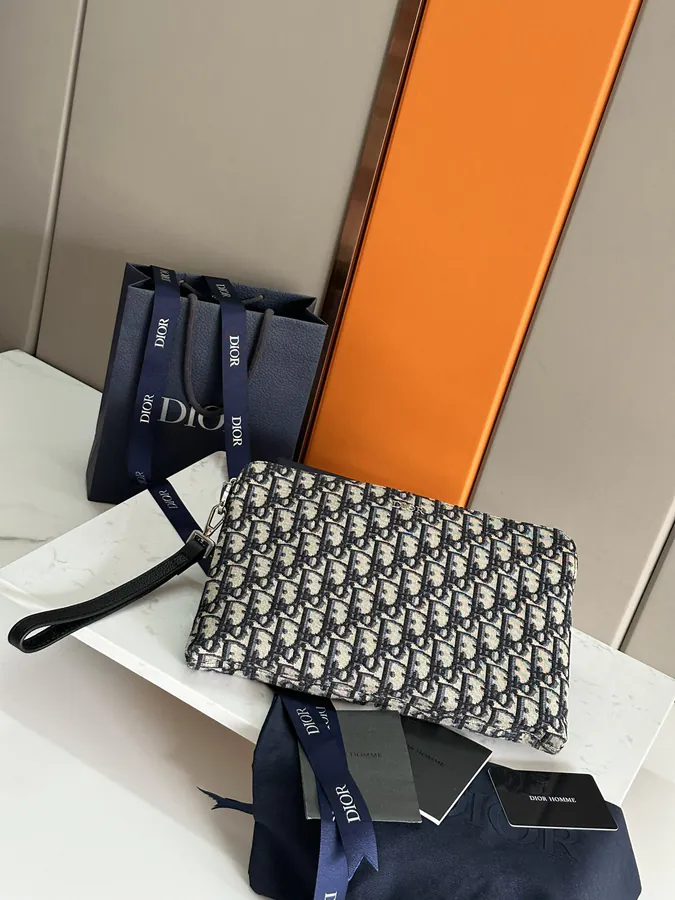 Dior Oblique Handbag with Black Box