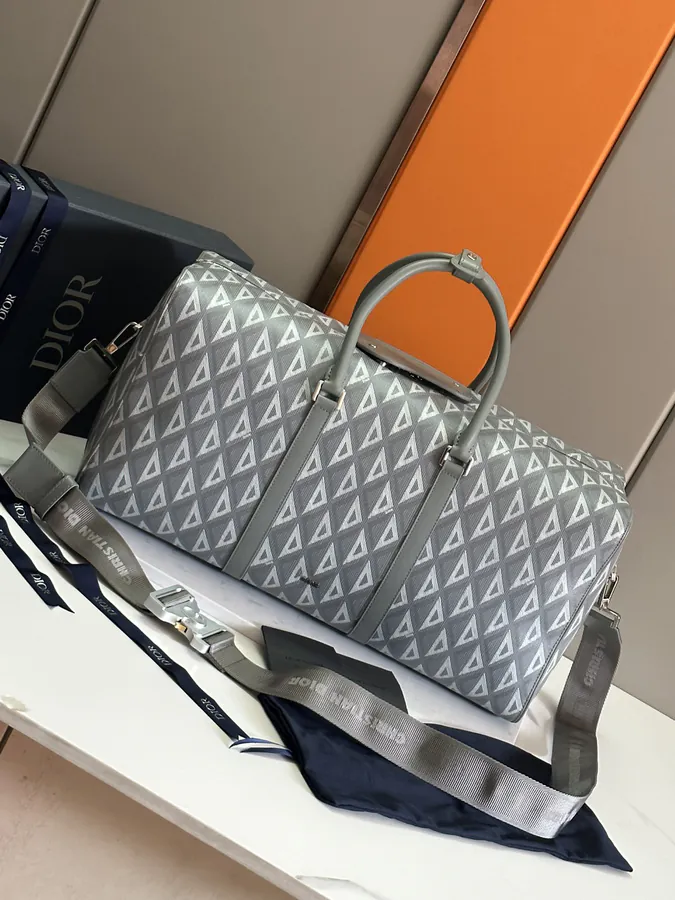 Lingot 50 Travel Bag Classic Design, Grained Calfskin