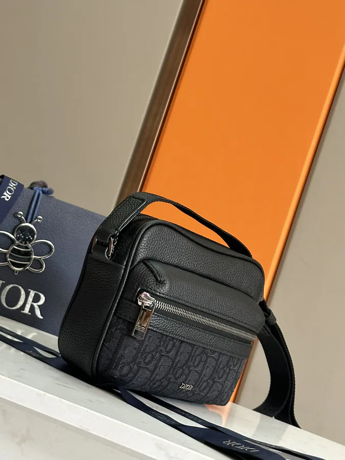 Rider 2.0 Zip Messenger Bag Mini Size