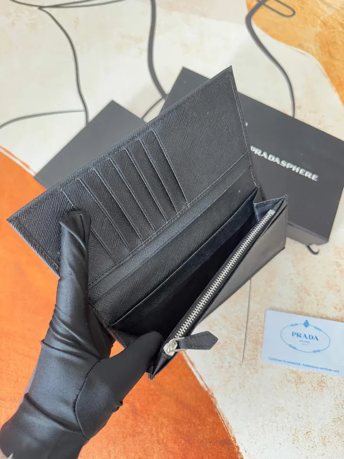 Classic Suit Wallet in Blue ZP Design, Italian Cross Grain Calfskin