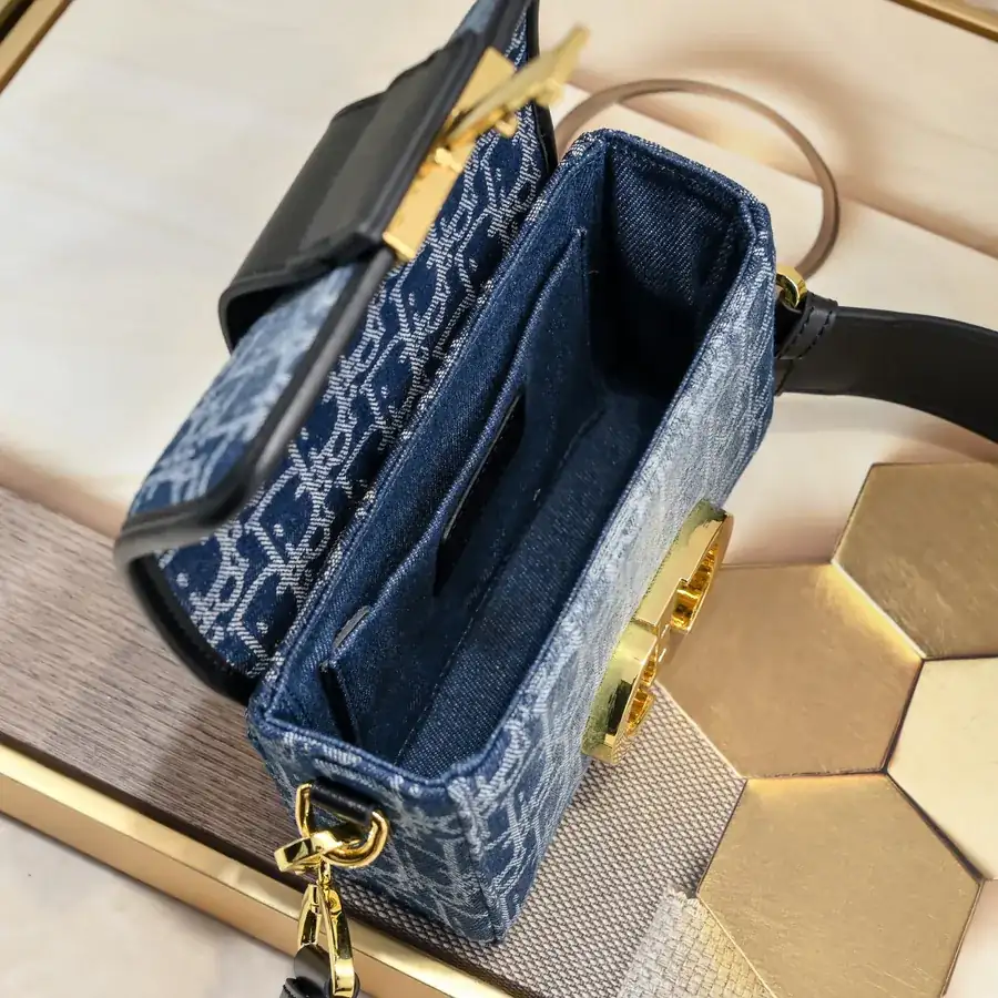 Dio.r 30 Montaigne Mini Box