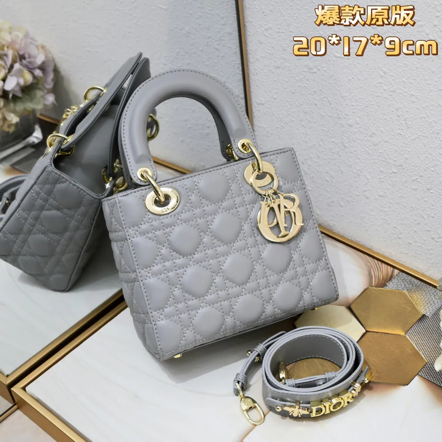 My Lady Bucket Bag in Grained Calfskin Grey