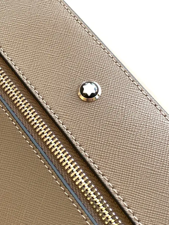 Mondaine Bucket Bag in Khaki