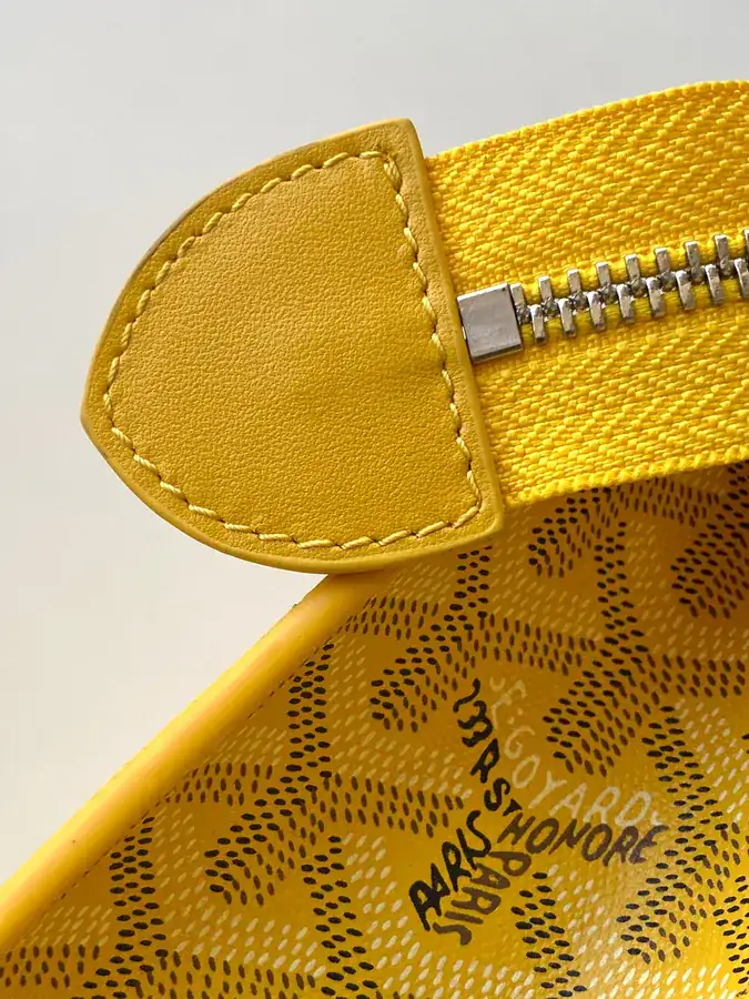 Gogo Bucket Bag in New Yellow
