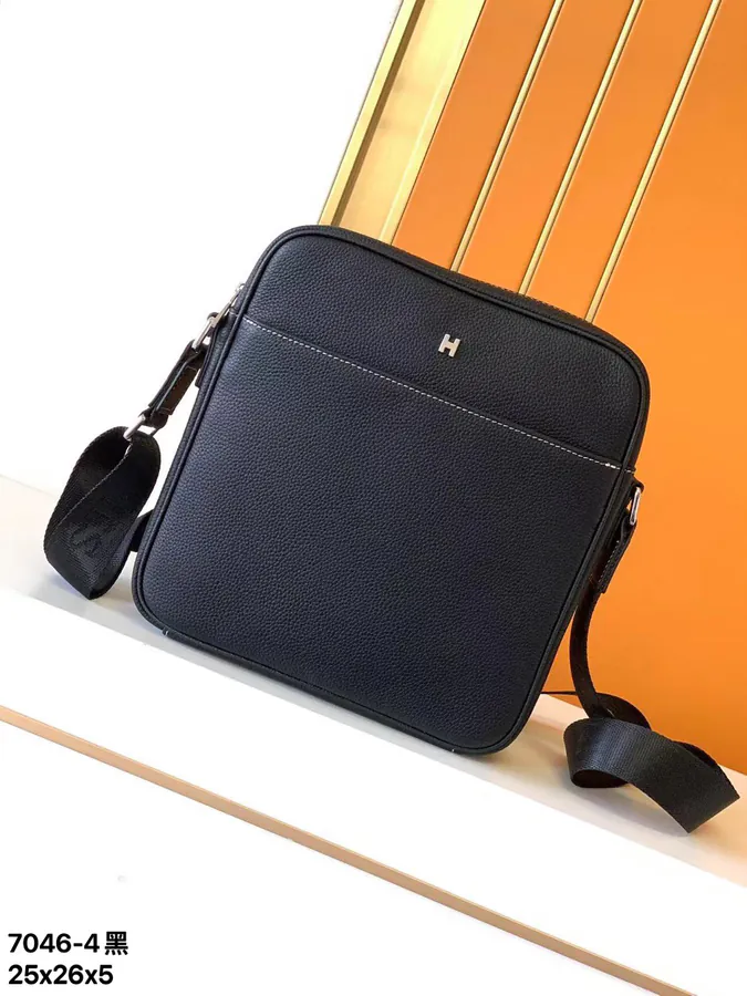 Original Emma Bucket Bag in Black