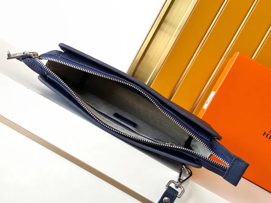Ema Bucket Bag in Navy Blue