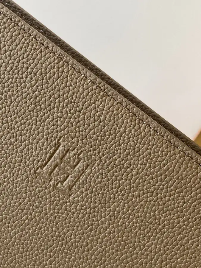 Ema Bucket Bag in Khaki